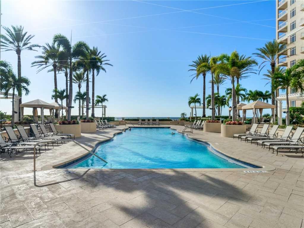 Sand Pearl 1406, 2 Bedrooms, Diamond Rated, Pool, Gym, Sleeps 6 克利尔沃特 外观 照片
